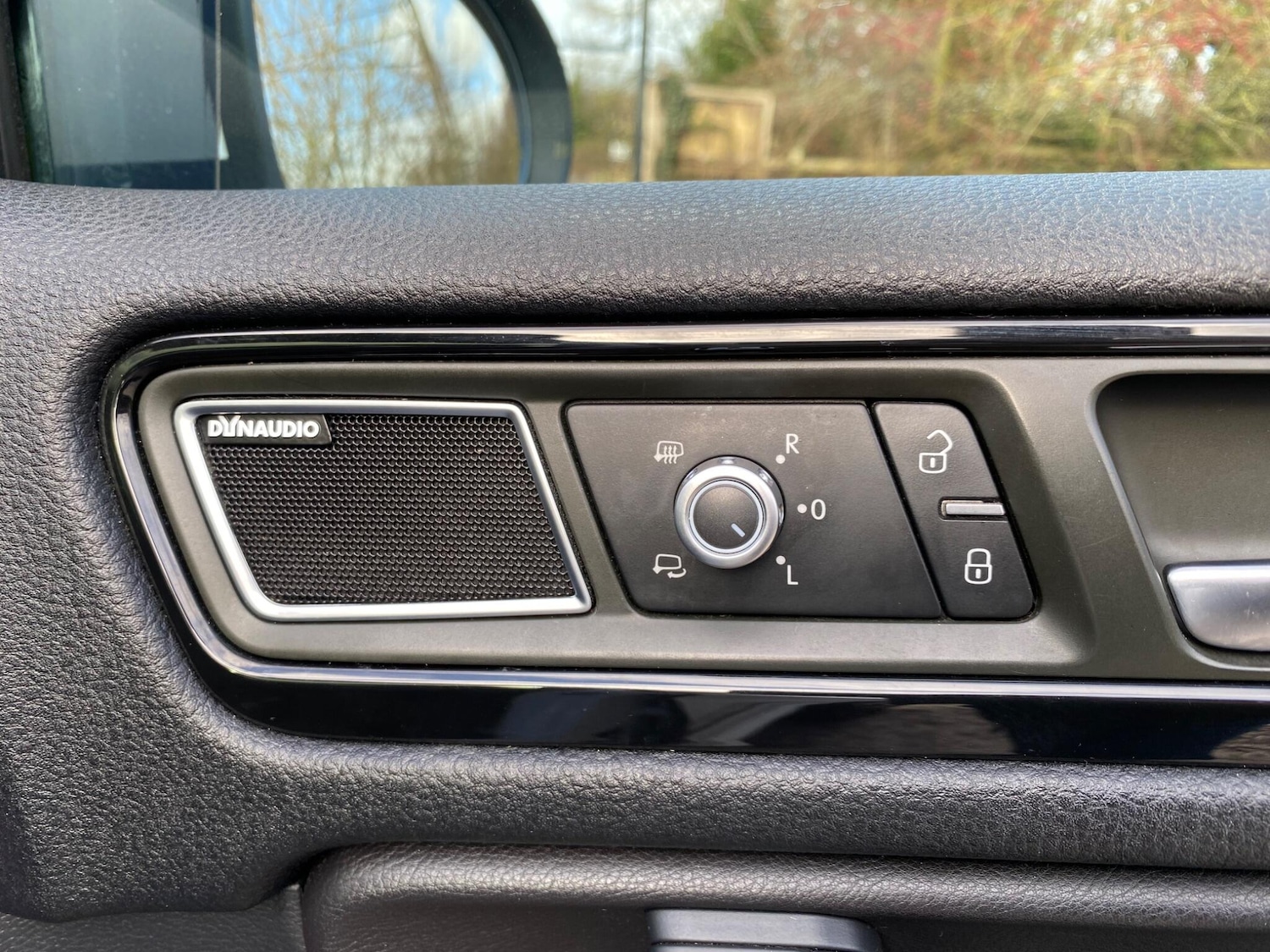 Used Volkswagen Touareg 2013 for sale - 77344951: Photo 23