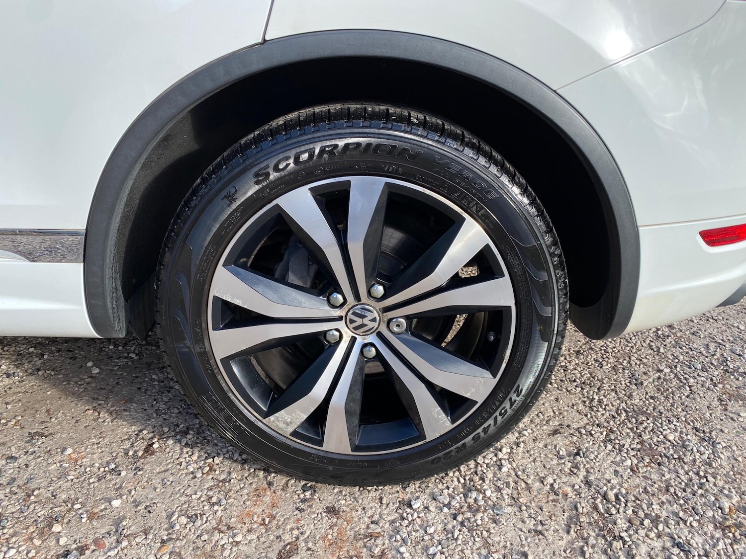 Used Volkswagen Touareg 2013 for sale - 77344951: Photo 31