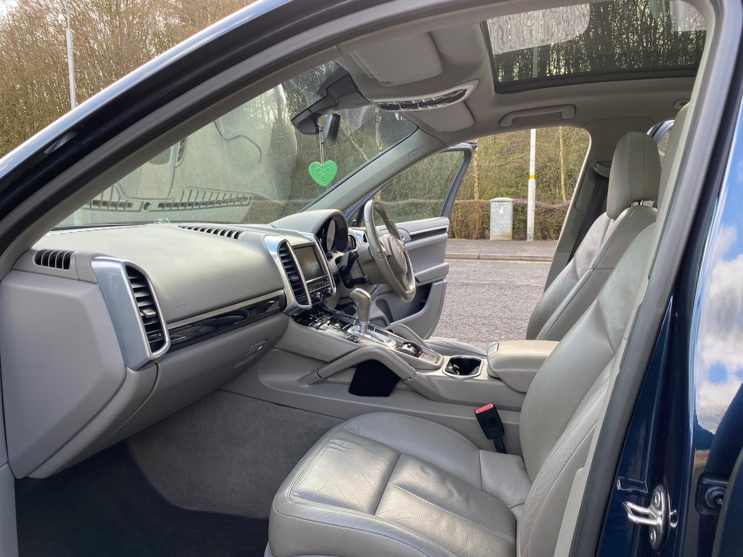 Used Porsche Cayenne 2013 for sale - 77704823: Photo 26