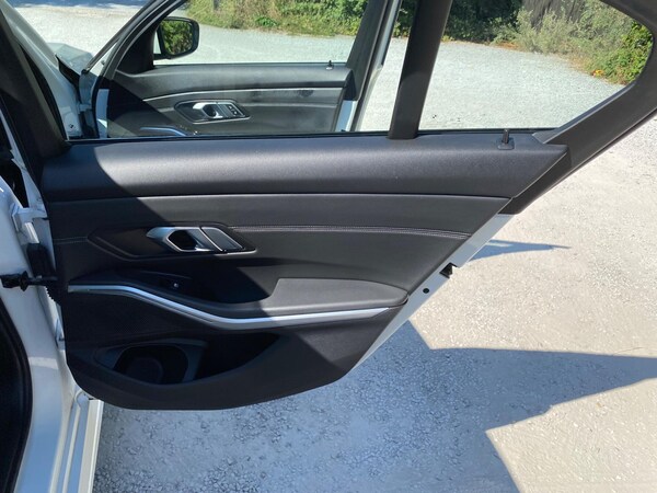 Used BMW 3 Series 2019 for sale - 75687683: Photo 24