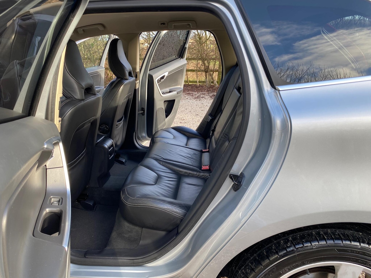 Used Volvo XC60 2011 for sale - 77108843: Photo 22