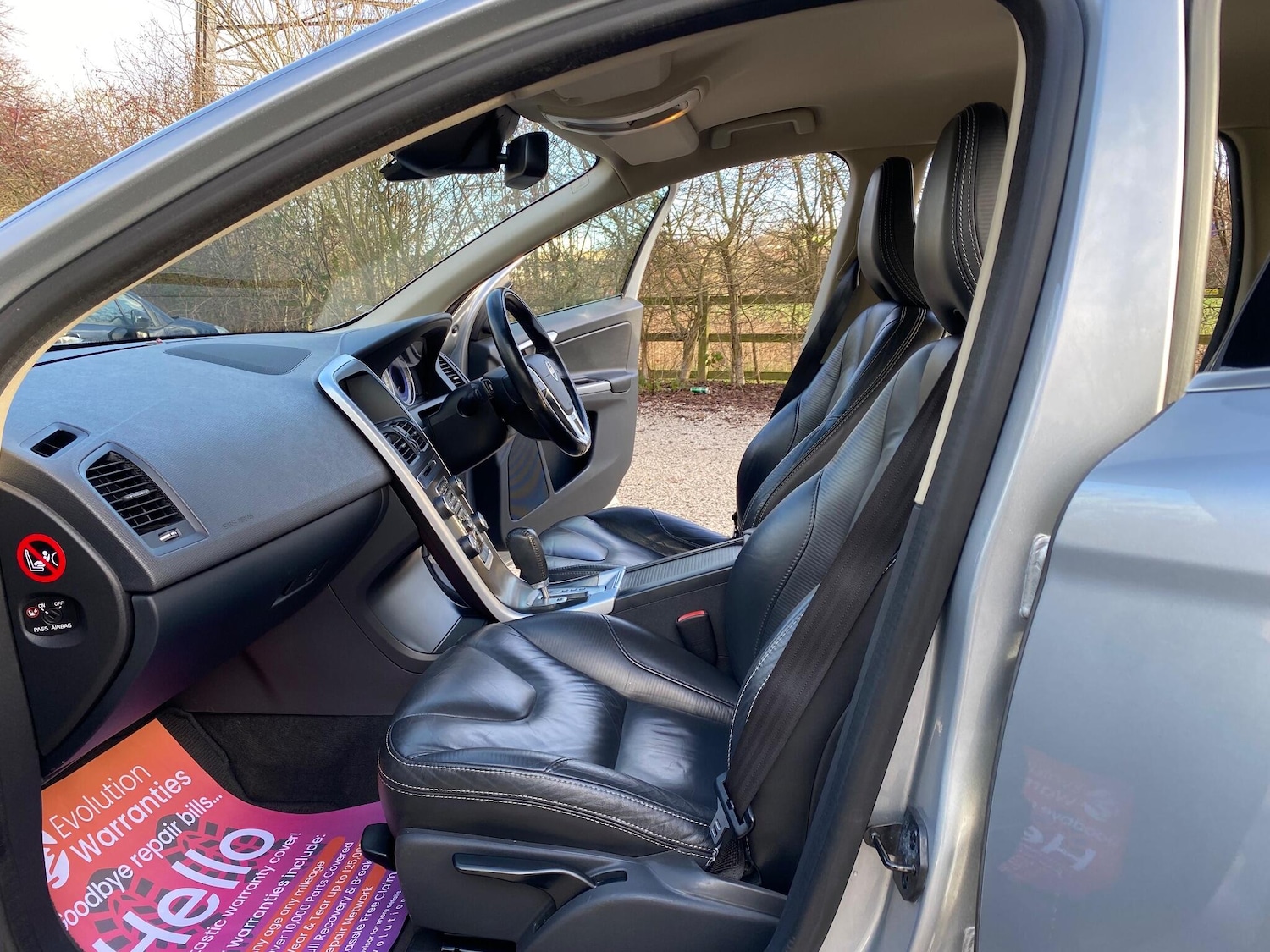 Used Volvo XC60 2011 for sale - 77108843: Photo 24