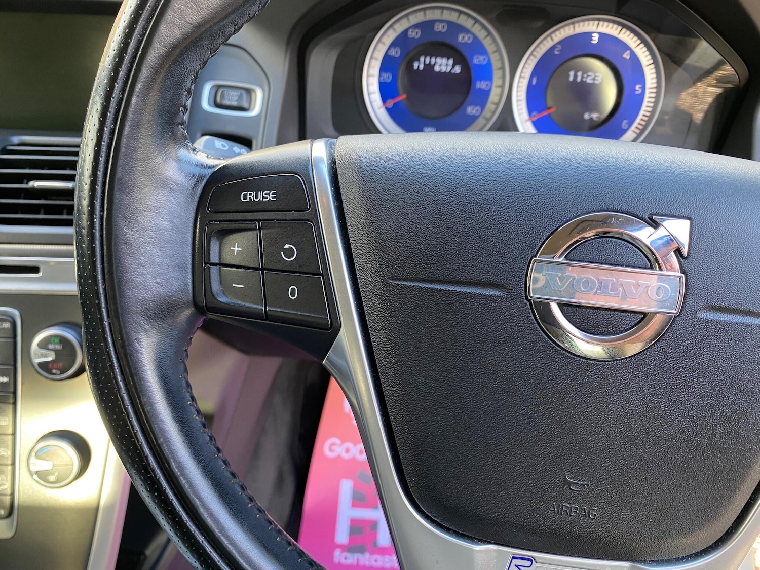 Used Volvo XC60 2011 for sale - 77108843: Photo 28