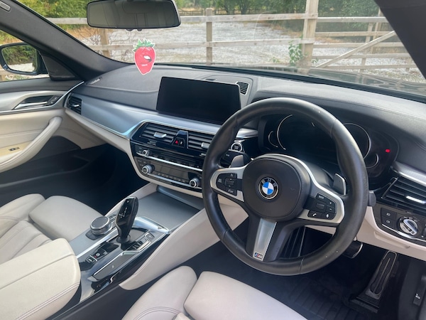 Used BMW 5 Series 2017 for sale - 75757476: Photo 12