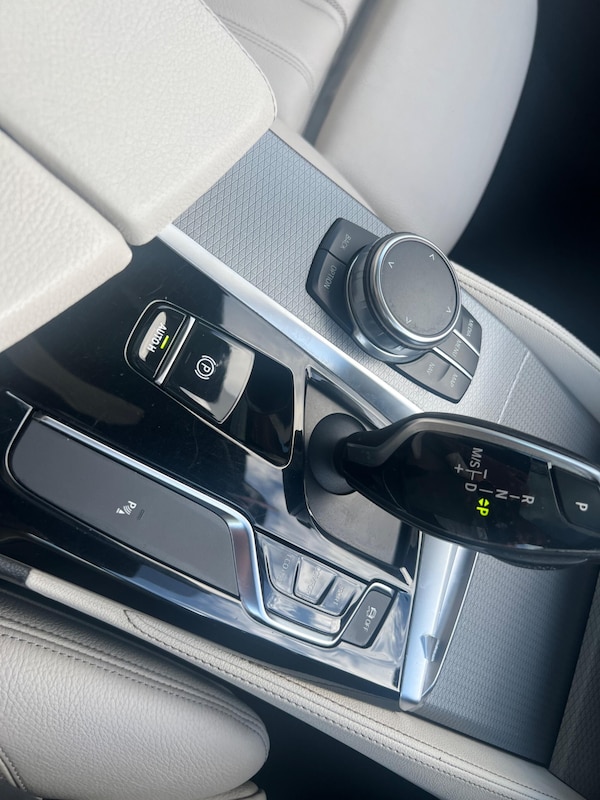 Used BMW 5 Series 2017 for sale - 75757476: Photo 35