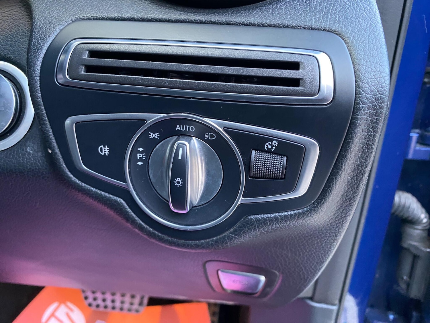 Used Mercedes-Benz GLC 2017 for sale - 77305779: Photo 32