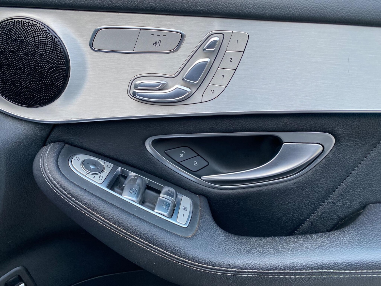 Used Mercedes-Benz GLC 2017 for sale - 77305779: Photo 34