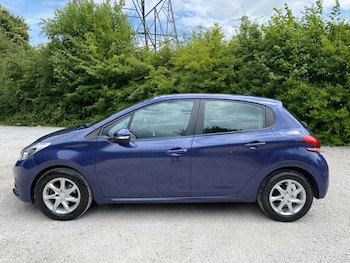 Used Peugeot 208 2016 for sale - 75808778: Photo
