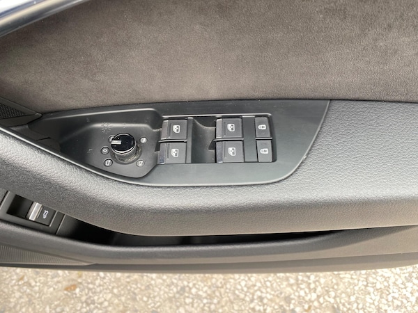Used Audi A6 Saloon 2019 for sale - 74787933: Photo 39