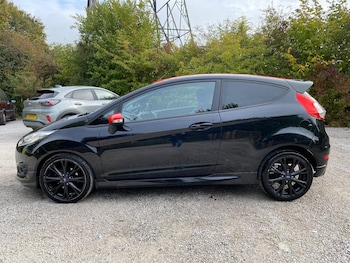 Used Ford Fiesta 2016 for sale - 76137747: Photo