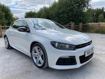 2011 (11) - 2.0 TSI R DSG Euro 5 3dr