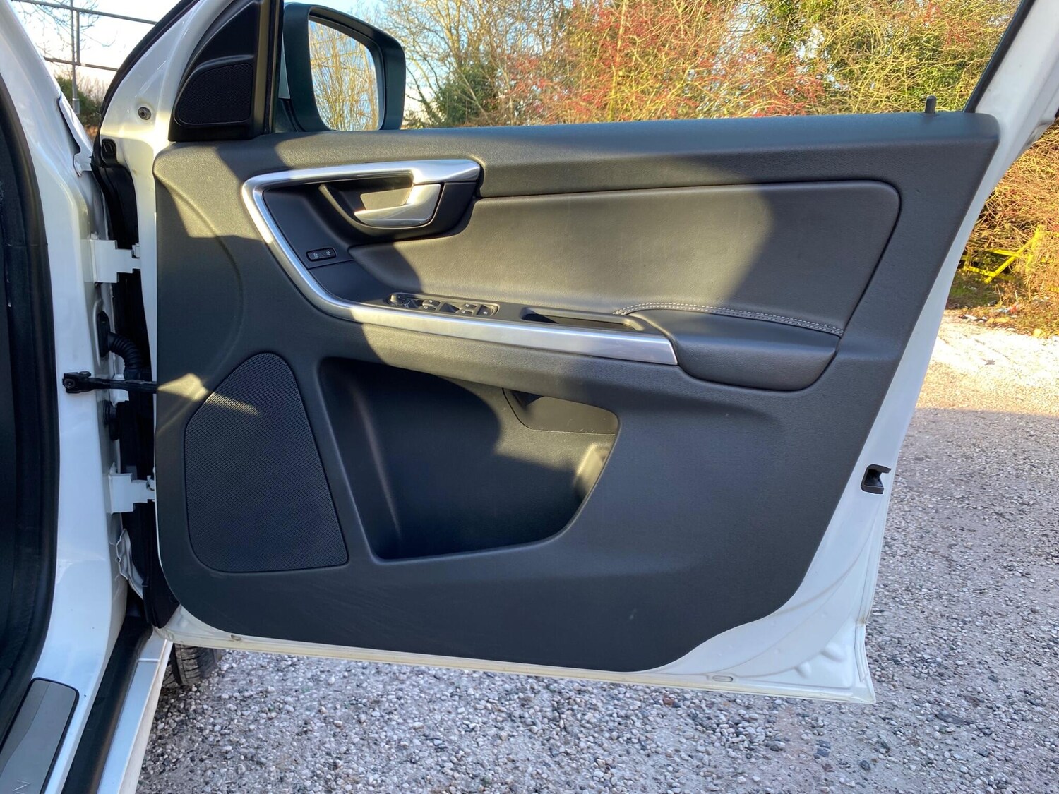 Used Volvo XC60 2015 for sale - 77524824: Photo 34