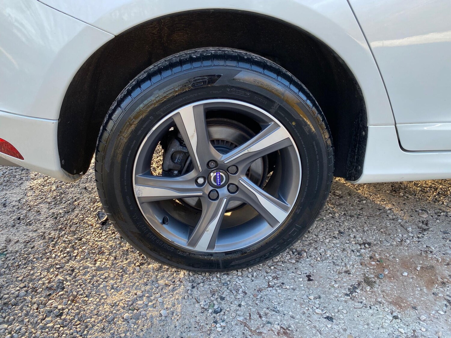 Used Volvo XC60 2015 for sale - 77524824: Photo 39