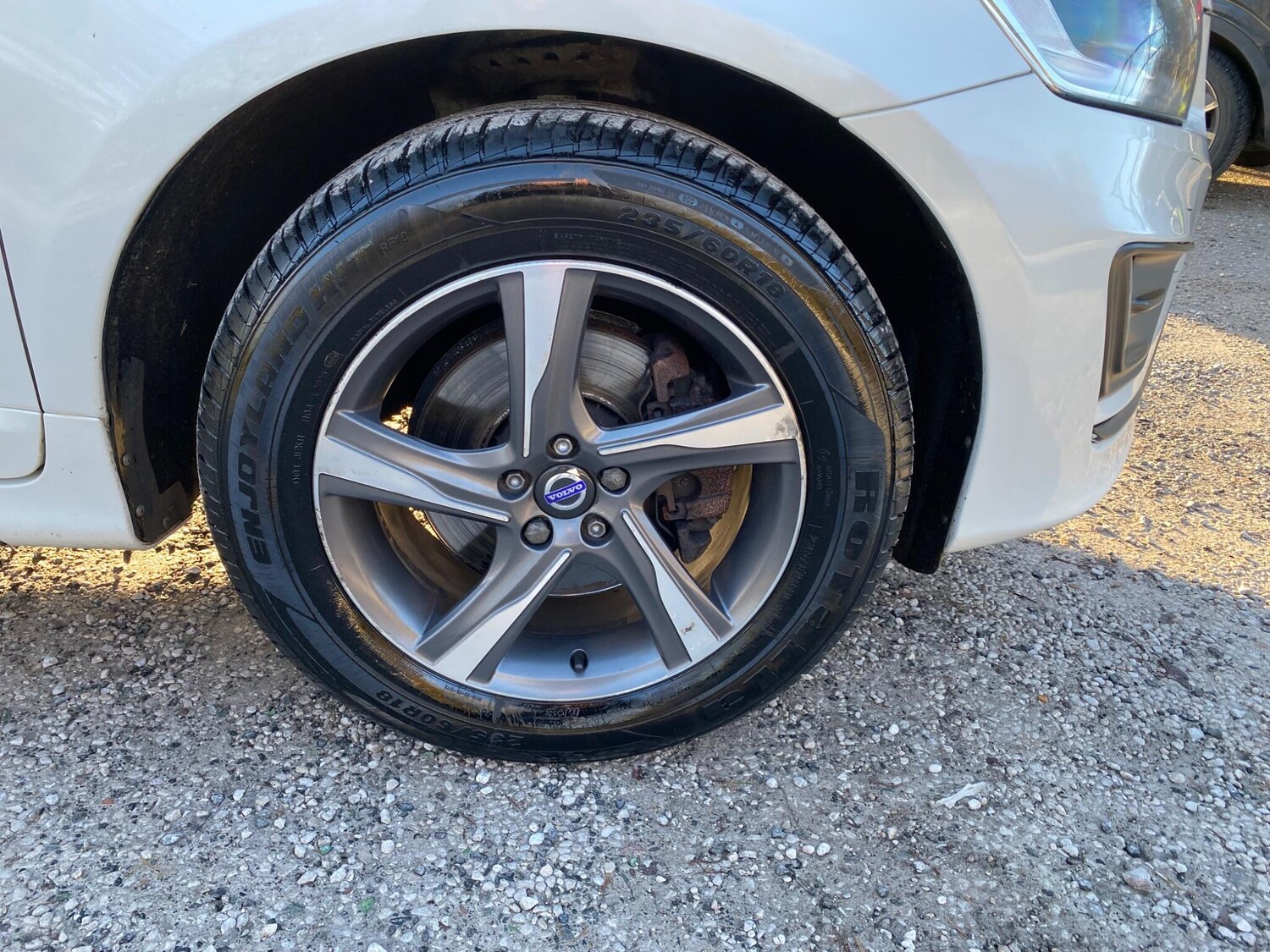 Used Volvo XC60 2015 for sale - 77524824: Photo 40