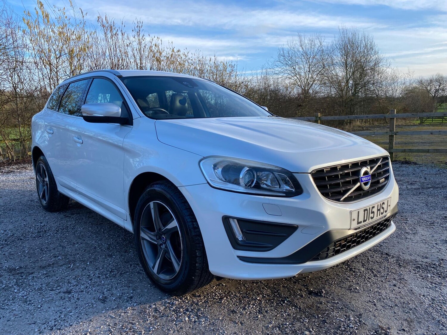 Used Volvo XC60 2015 for sale - 77524824: Photo 9