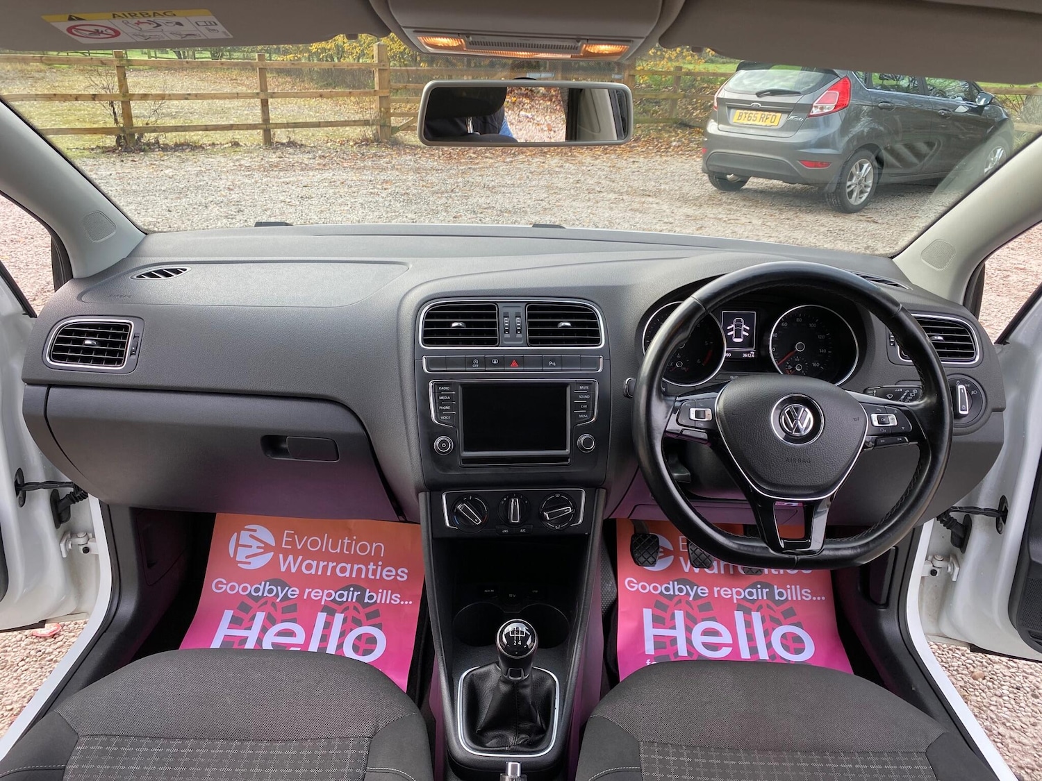 Used Volkswagen Polo 2016 for sale - 76824727: Photo 17