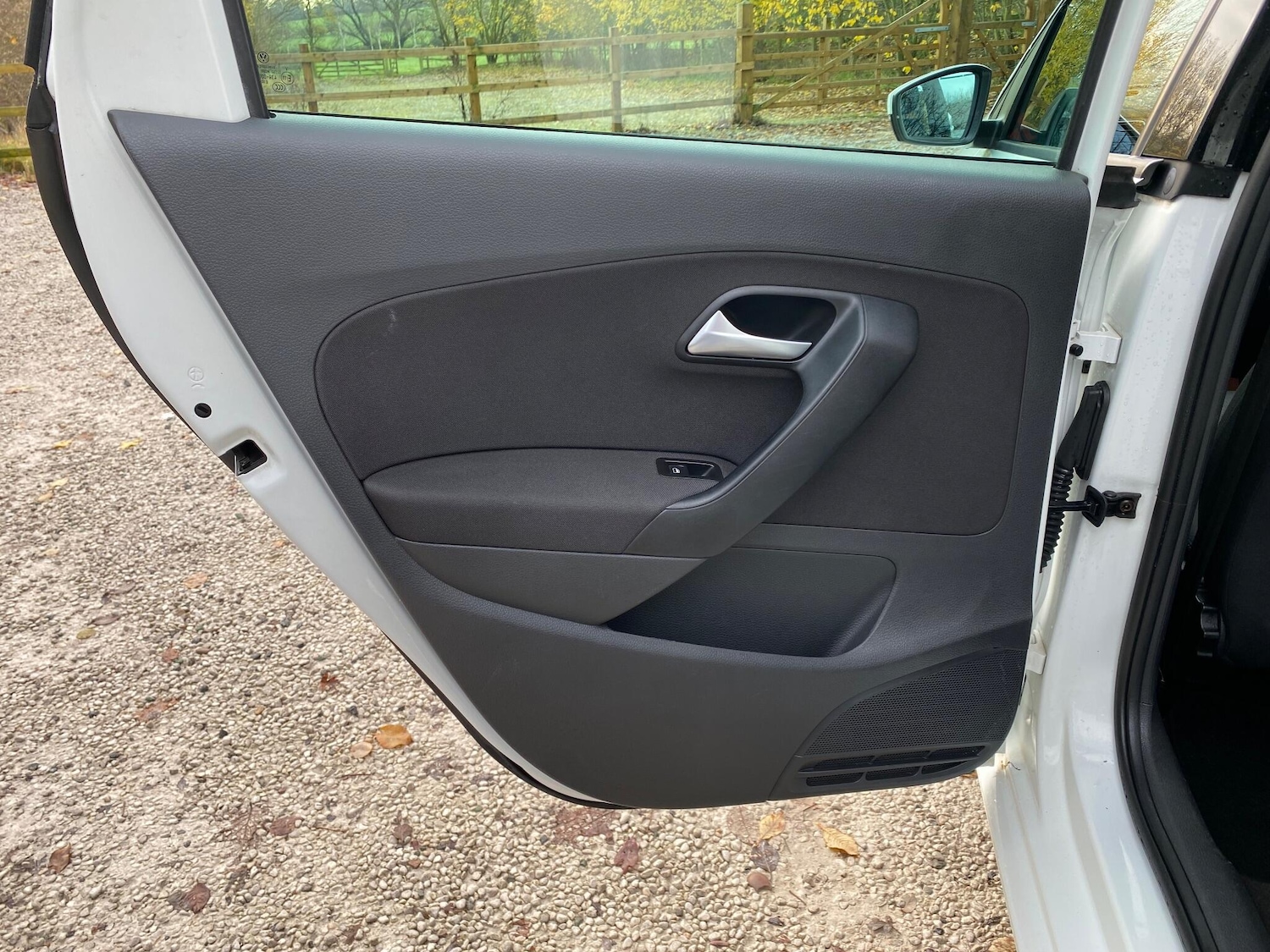 Used Volkswagen Polo 2016 for sale - 76824727: Photo 29