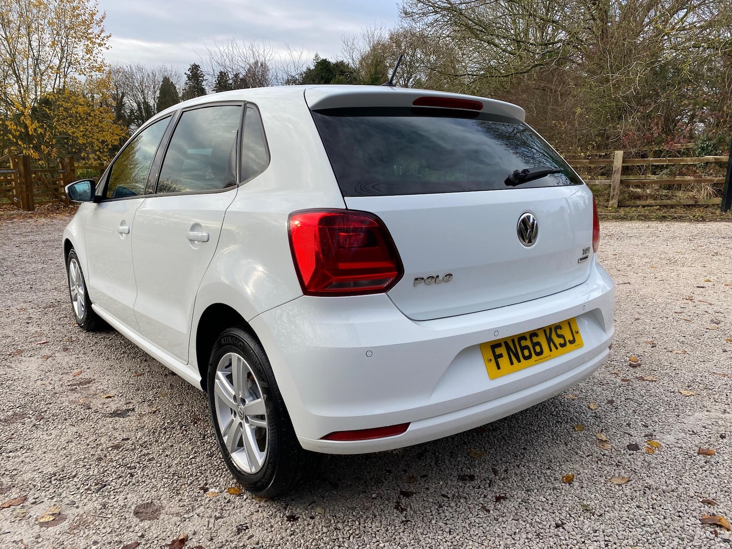 Used Volkswagen Polo 2016 for sale - 76824727: Photo 5