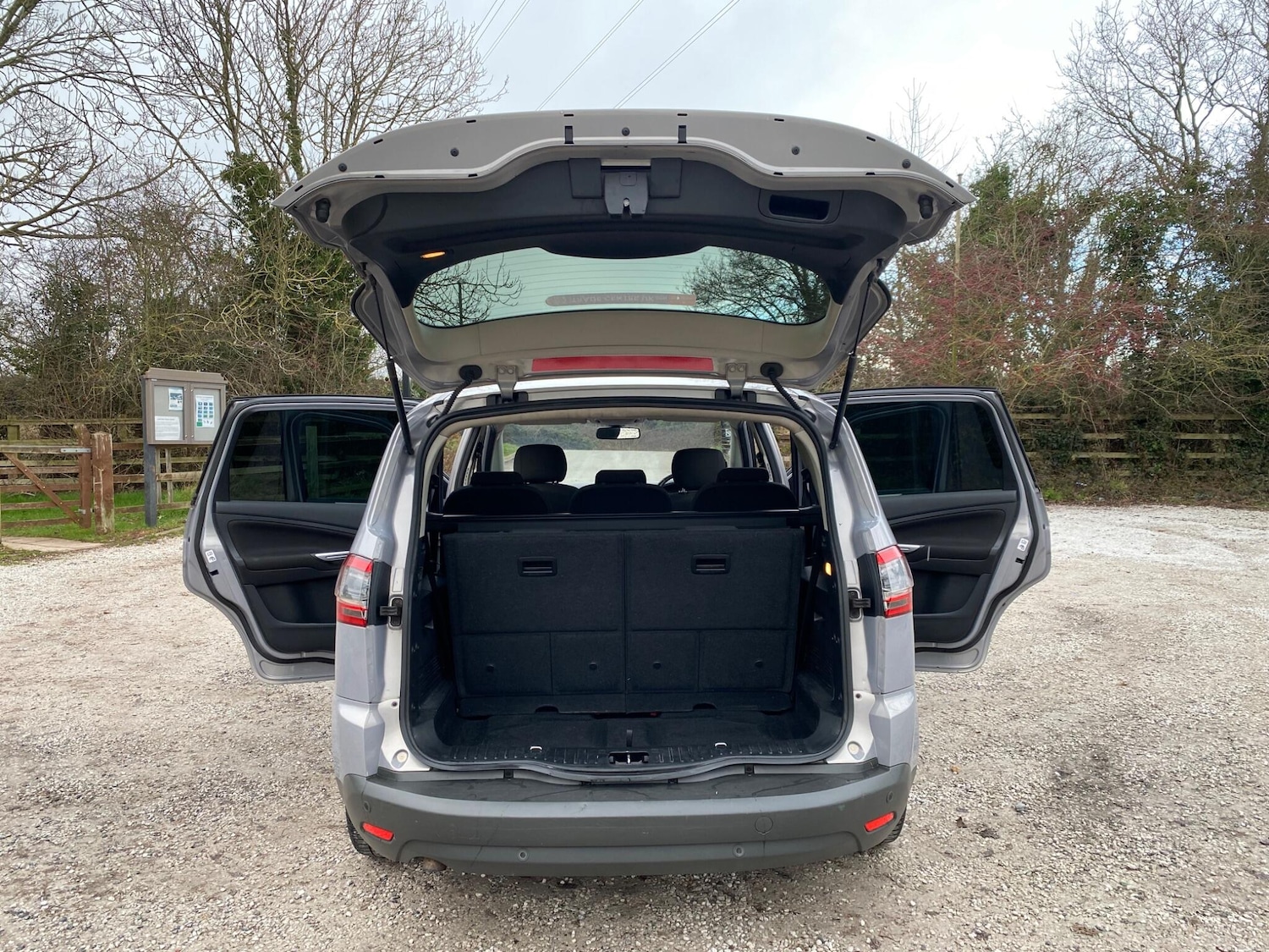 Used Ford S-Max 2012 for sale - 77314896: Photo 14