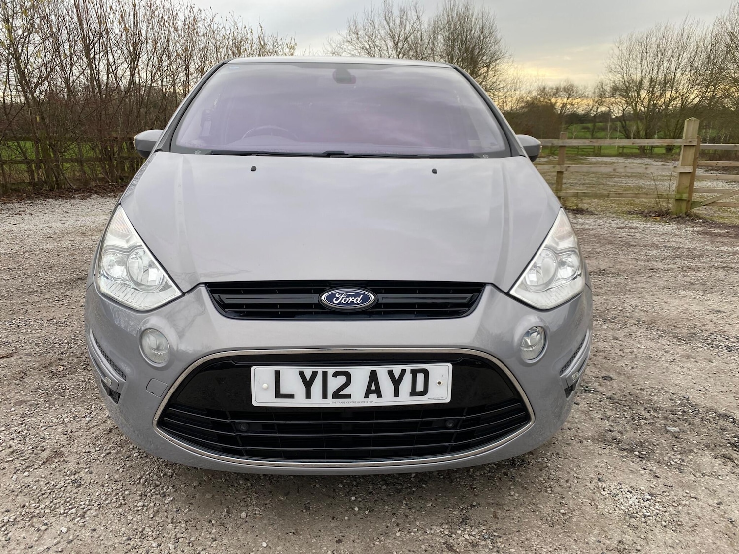 Used Ford S-Max 2012 for sale - 77314896: Photo 2