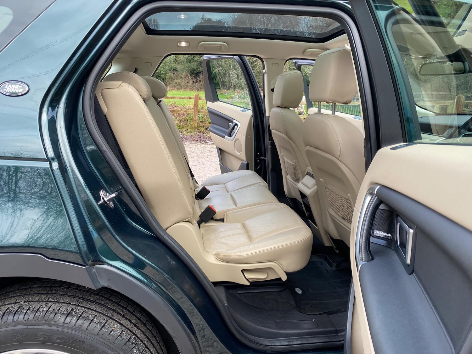 Used Land Rover Discovery Sport 2017 for sale - 77229339: Photo 11