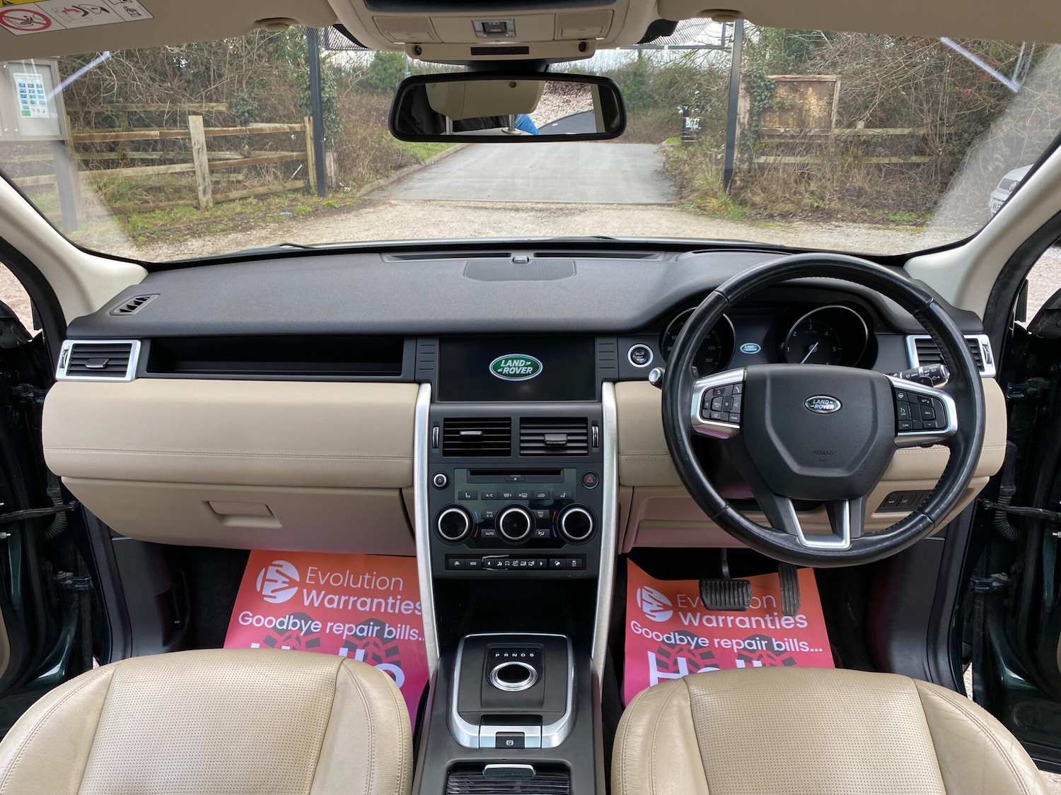 Used Land Rover Discovery Sport 2017 for sale - 77229339: Photo 17