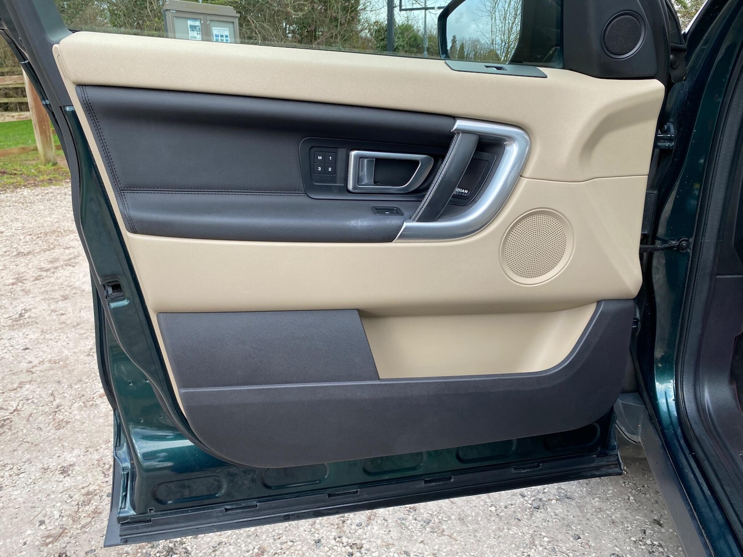 Used Land Rover Discovery Sport 2017 for sale - 77229339: Photo 27