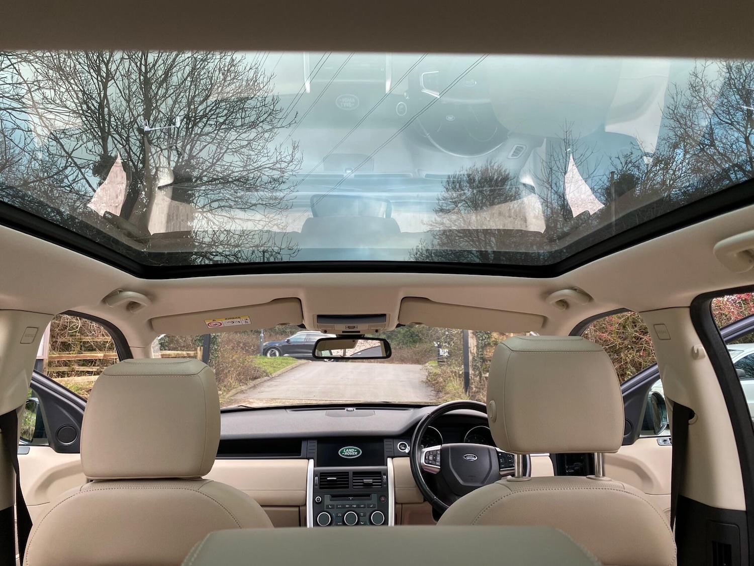 Used Land Rover Discovery Sport 2017 for sale - 77229339: Photo 31