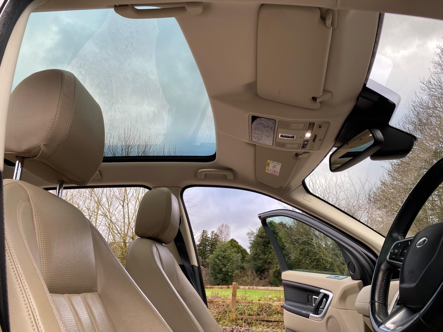 Used Land Rover Discovery Sport 2017 for sale - 77229339: Photo 32