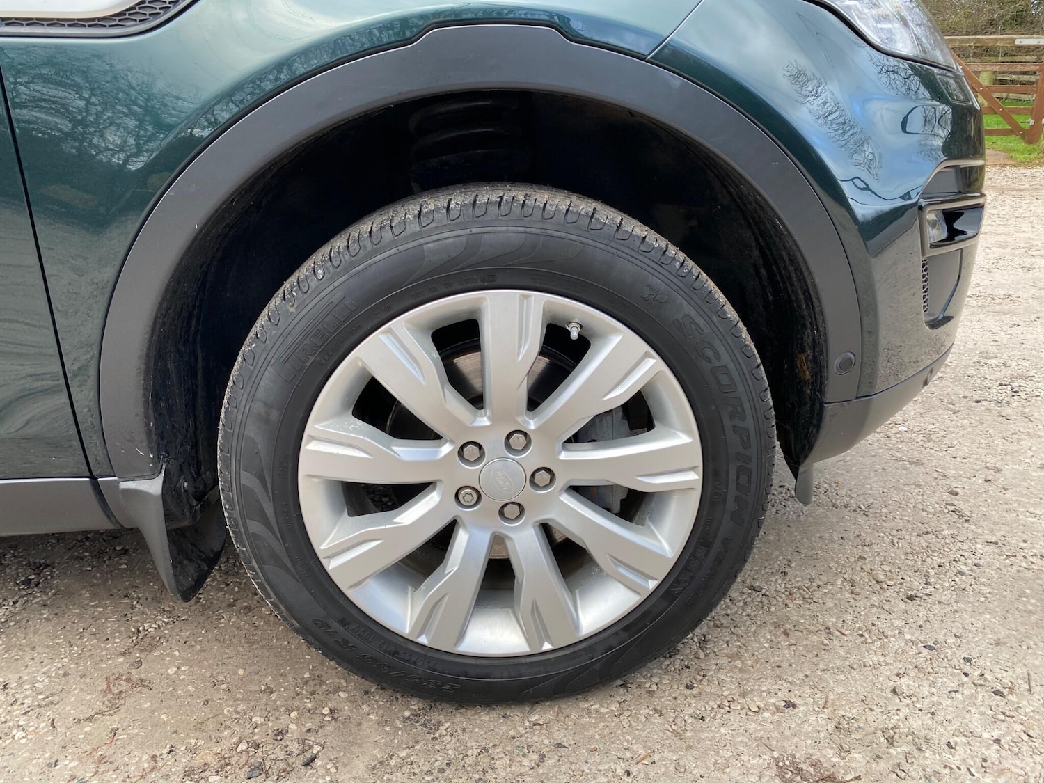 Used Land Rover Discovery Sport 2017 for sale - 77229339: Photo 44