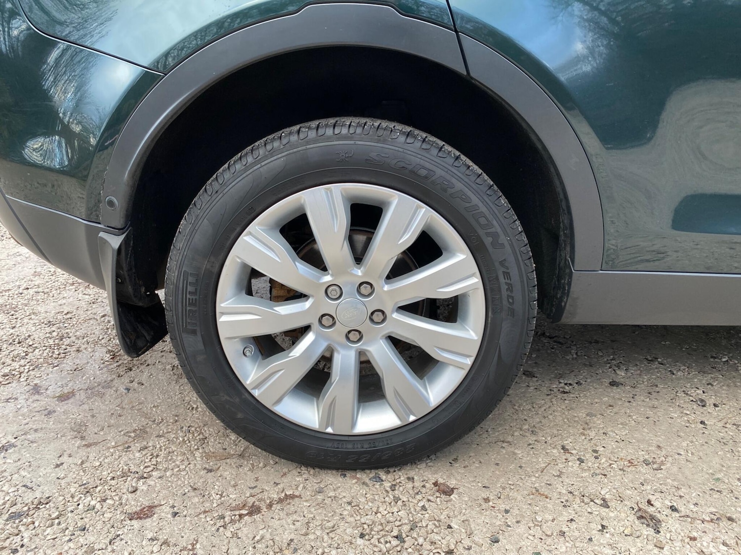 Used Land Rover Discovery Sport 2017 for sale - 77229339: Photo 45