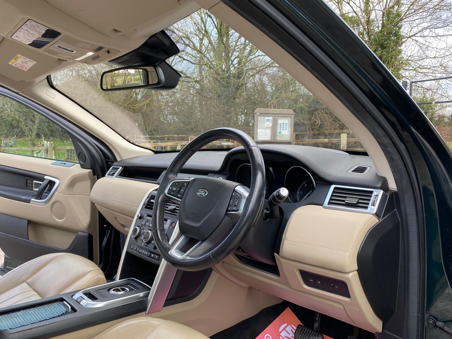 Used Land Rover Discovery Sport 2017 for sale - 77229339: Photo 9