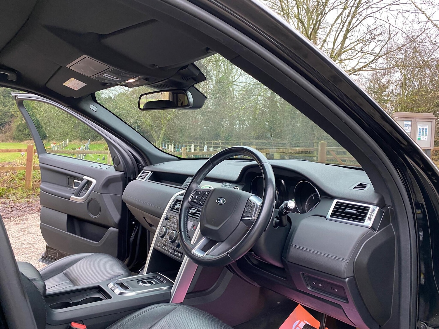 Used Land Rover Discovery Sport 2018 for sale - 77892248: Photo 10