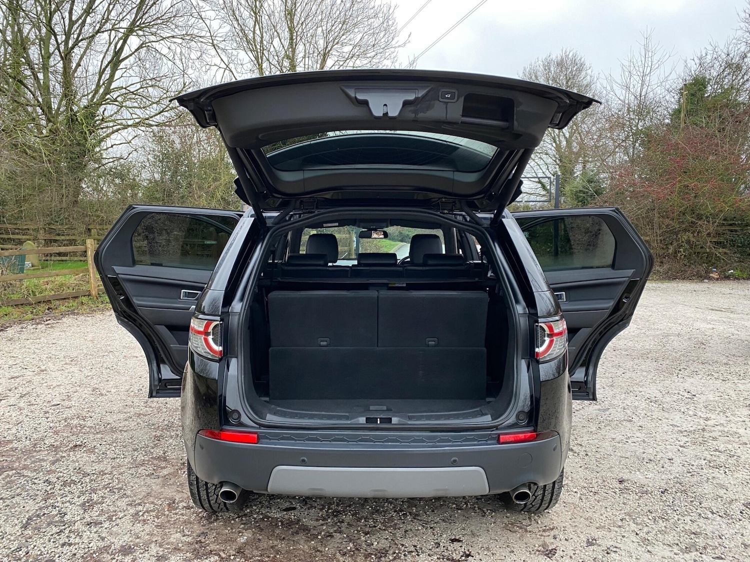 Used Land Rover Discovery Sport 2018 for sale - 77892248: Photo 13