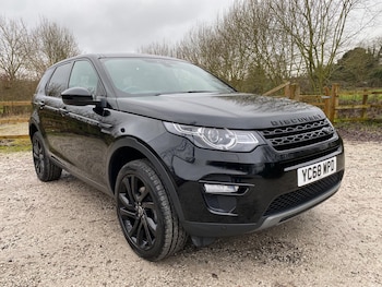 Used Land Rover Discovery Sport 2018 for sale - 77892248: Photo