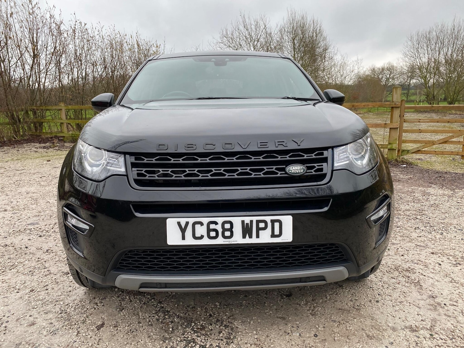 Used Land Rover Discovery Sport 2018 for sale - 77892248: Photo 2