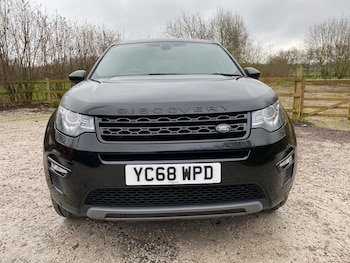 Used Land Rover Discovery Sport 2018 for sale - 77892248: Photo