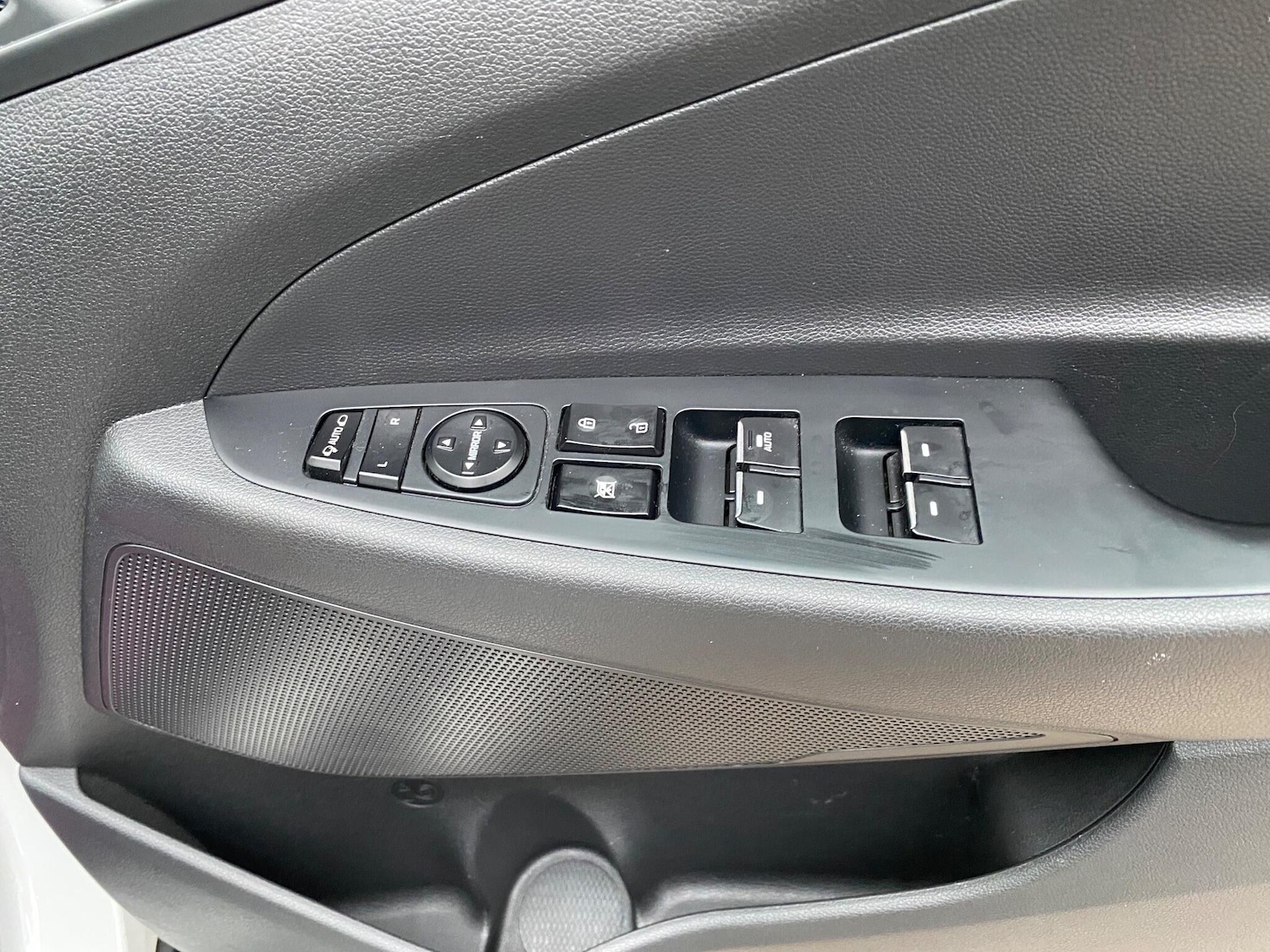 Used Hyundai TUCSON for sale - 77266989: Photo 37