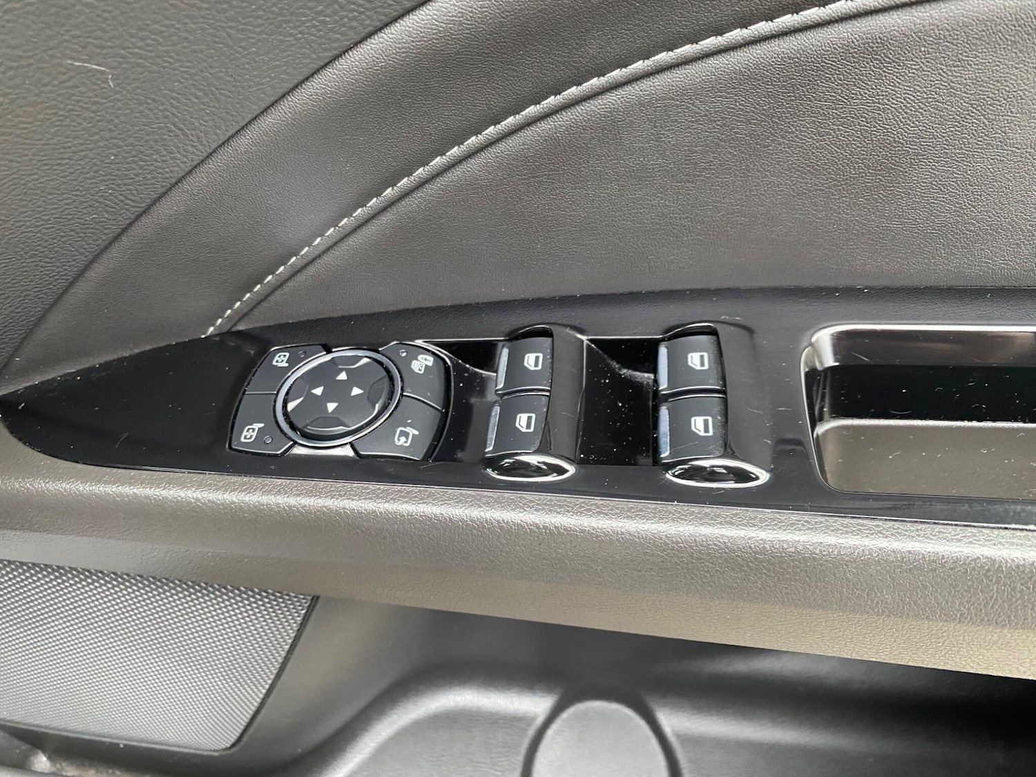 Used Ford Mondeo 2015 for sale - 77738006: Photo 33