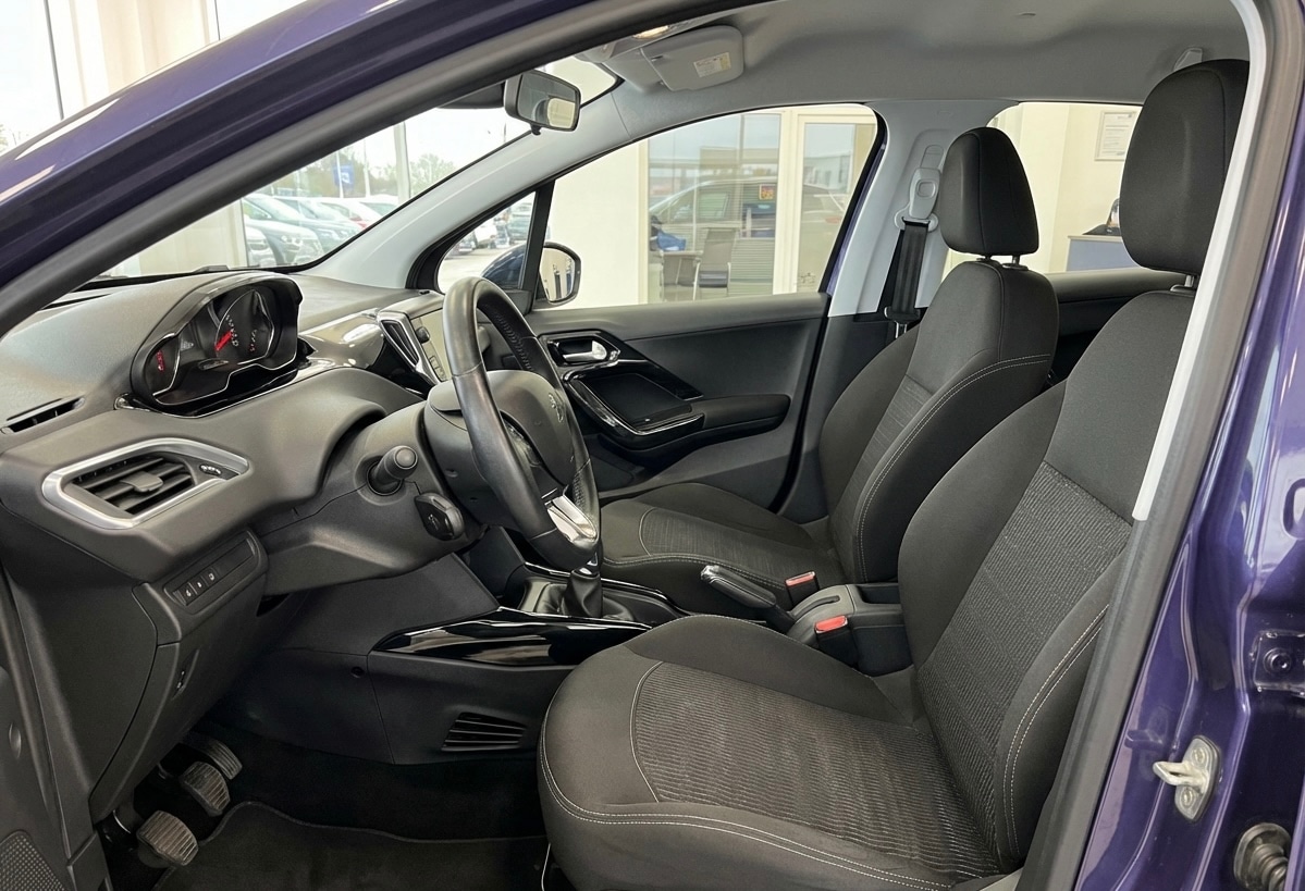 Used Peugeot 208 2013 for sale - 78123366: Photo 13