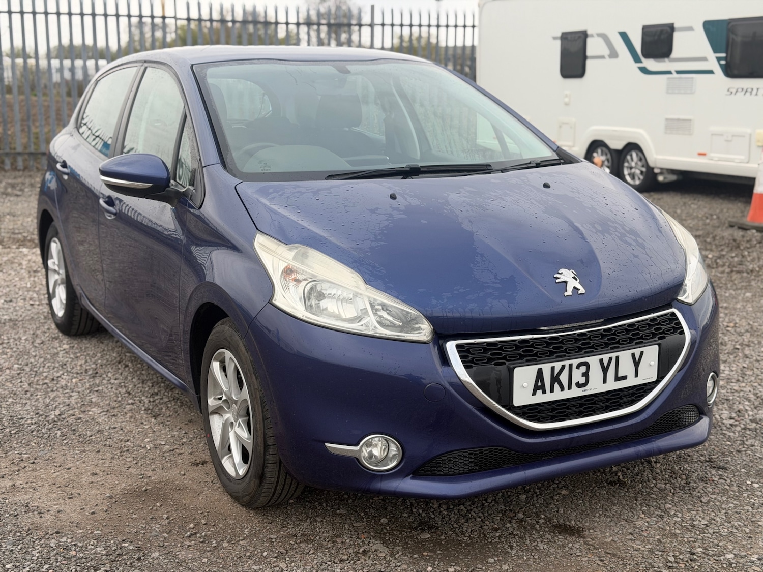 Used Peugeot 208 2013 for sale - 78123366: Photo 2