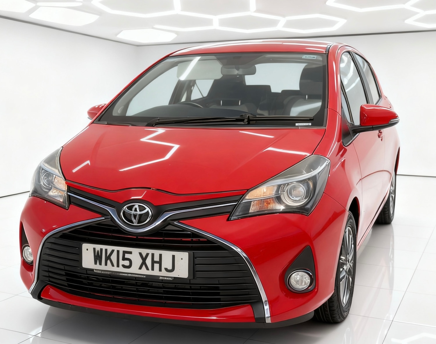 Used Toyota Yaris 2015 for sale - 77781320: Photo 3