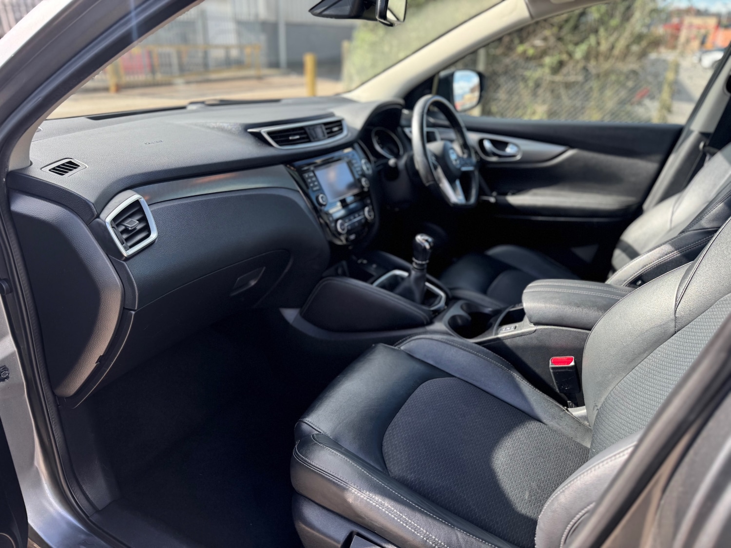 Used Nissan Qashqai 2017 for sale - 77891501: Photo 11