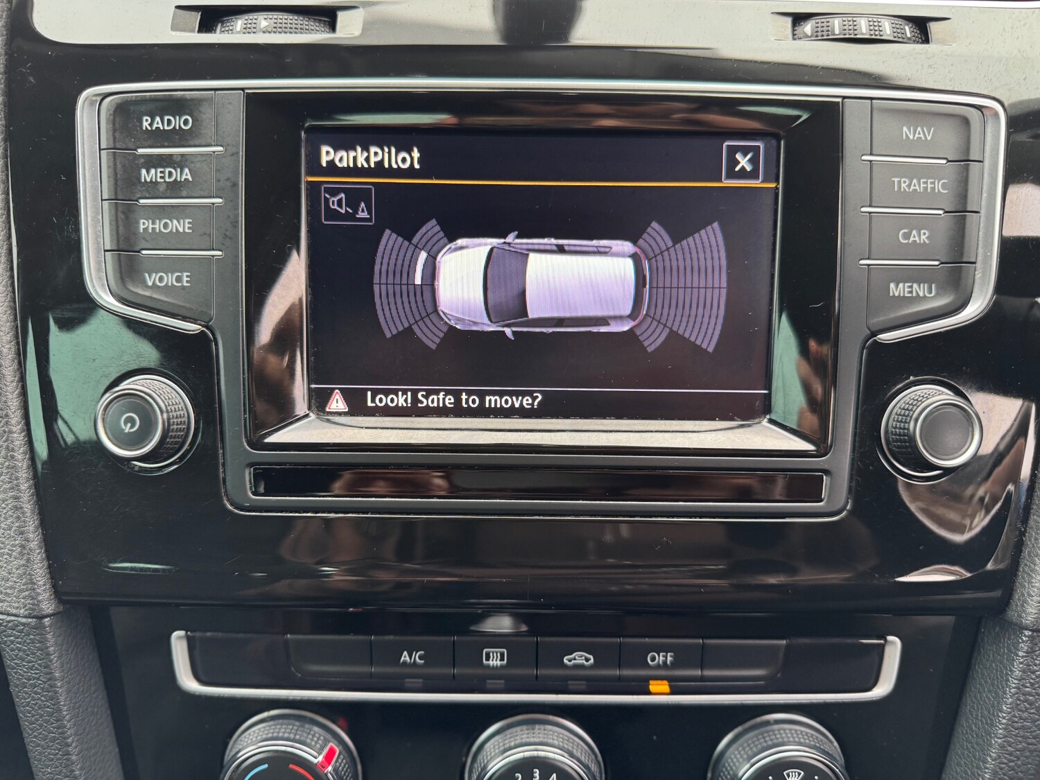 Used Volkswagen Golf 2013 for sale - 77781315: Photo 23