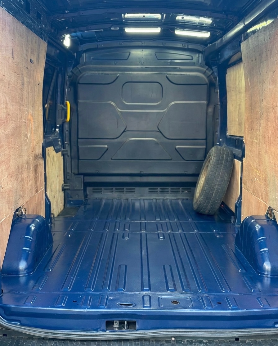 Used Ford Transit 2015 for sale - 77982019: Photo 12