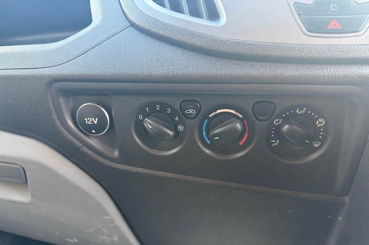 Used Ford Transit 2015 for sale - 77982019: Photo 13