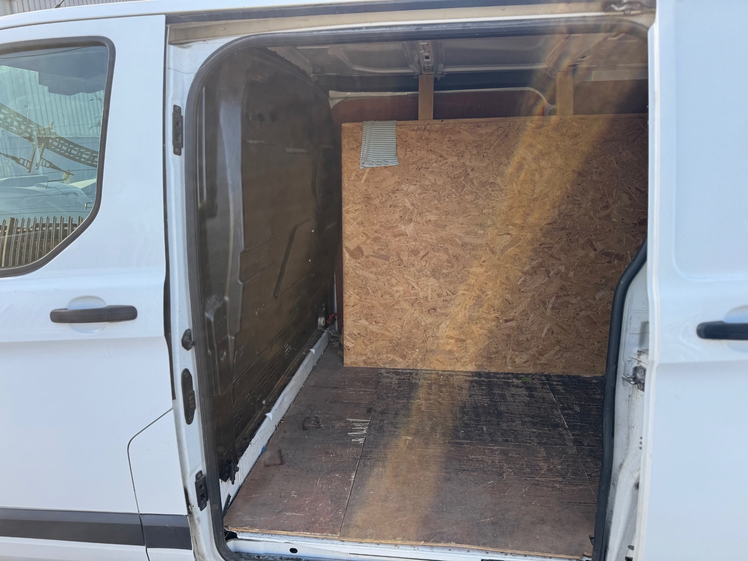 Used Ford Transit Custom 2015 for sale - 77836675: Photo 16