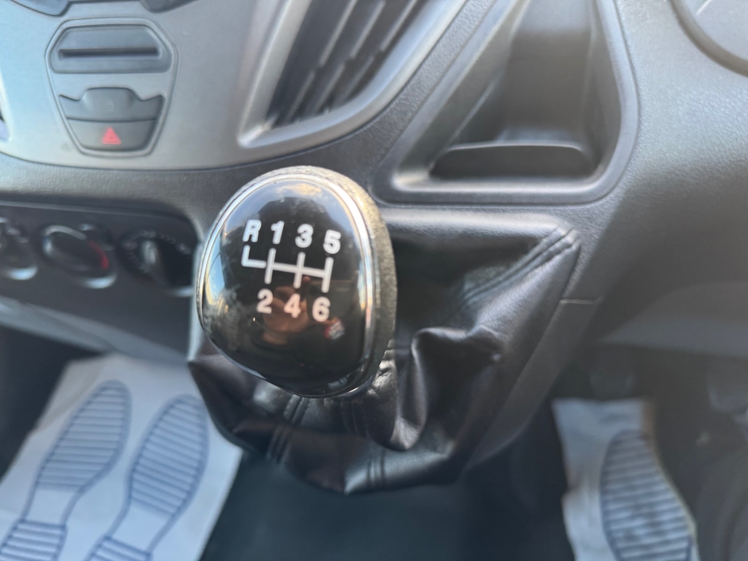 Used Ford Transit Custom 2015 for sale - 77836675: Photo 17