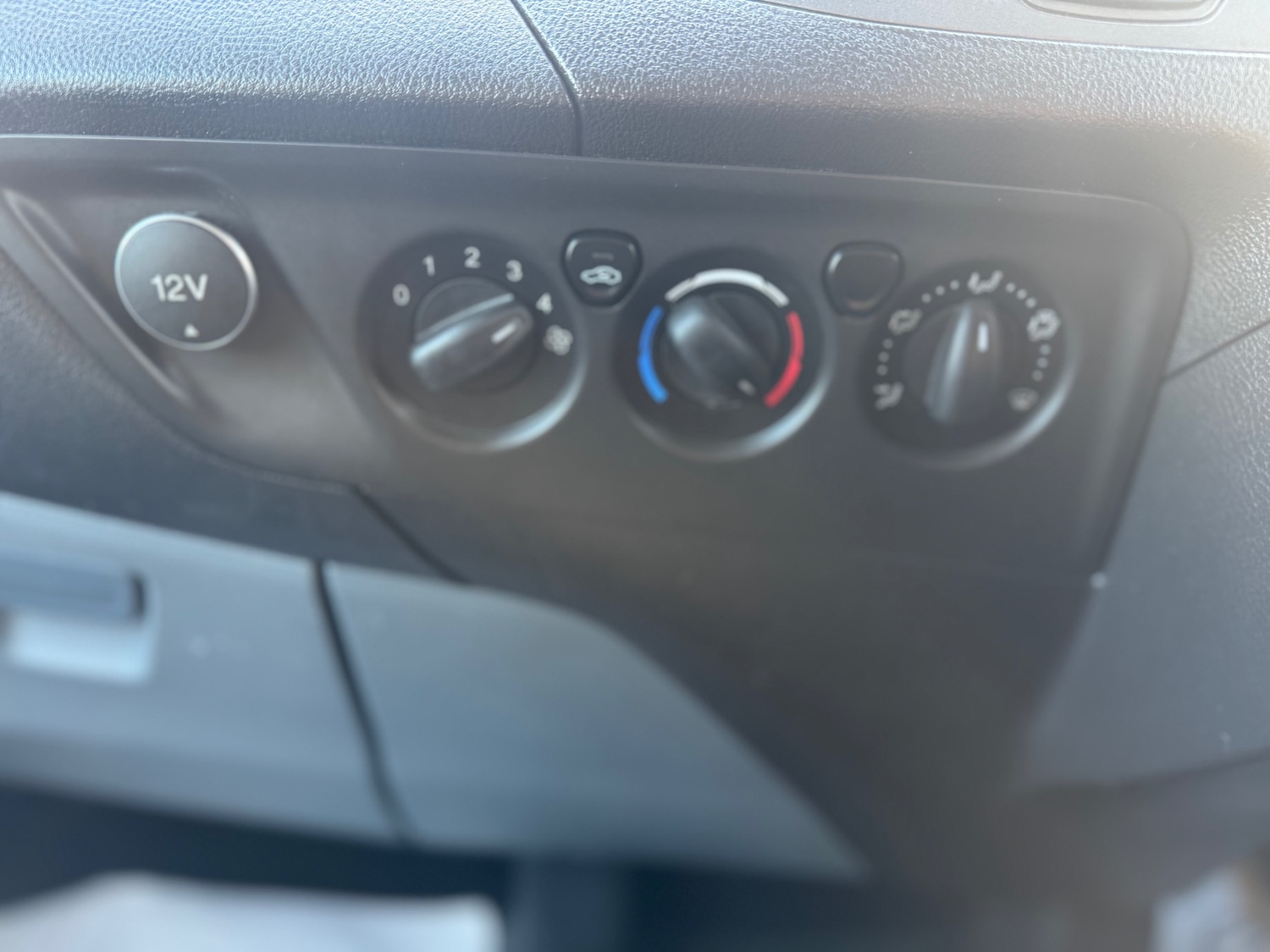 Used Ford Transit Custom 2015 for sale - 77836675: Photo 18