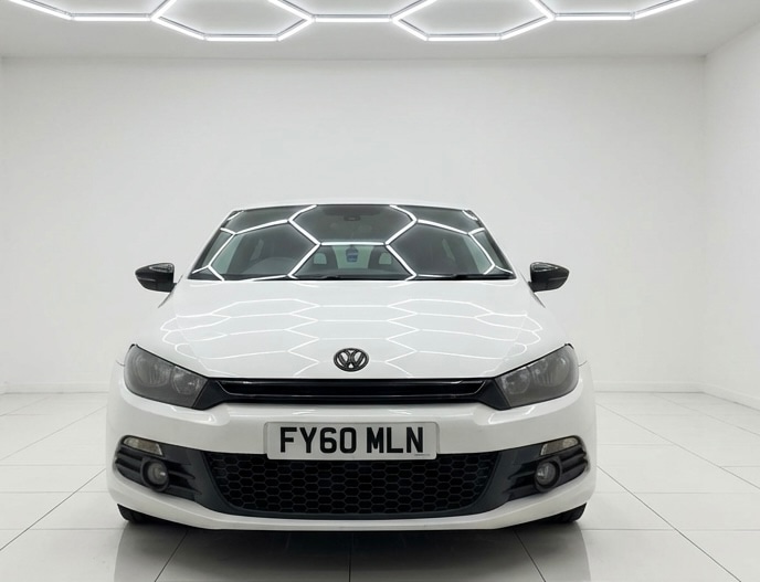 Used Volkswagen Scirocco 2010 for sale - 77781527: Photo 2
